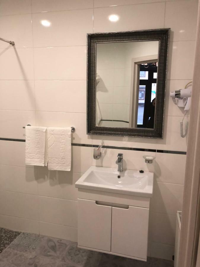 Motel-Yasniy ドニプロペトロウシク エクステリア 写真